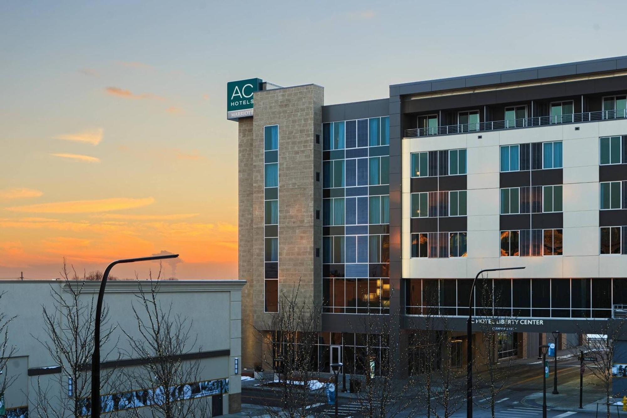 Ac Hotel Cincinnati At Liberty Center Уэст-Честер Экстерьер фото